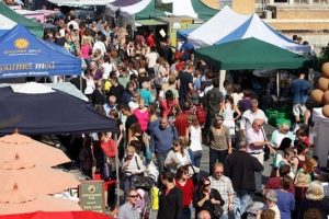 Aldeburgh food & drink festival - luxury holiday cottages in Suffolk