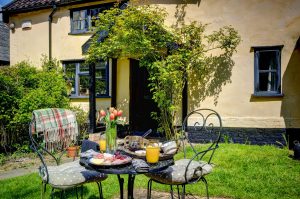 Lunchtime on your Self Catering Holidays