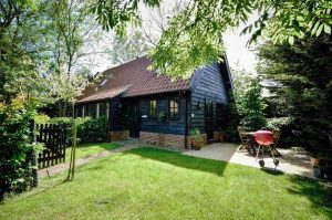 Orwell Barn - self-catering, dog-friendly Holiday Cottage in Suffolk