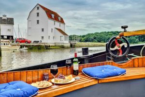 Dog Friendly Holiday Barge in Suffolk