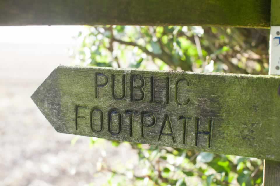 Public footpaths all around our luxury dog friendly holiday cottages in Suffolk