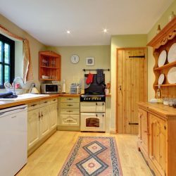 Luxury Self Catering kitchen - Gipping Barn