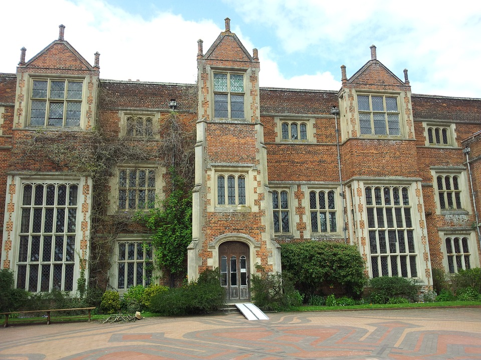 manor houses to visit in essex