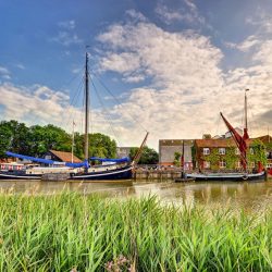 Location and surroundings are the key to holiday decisions